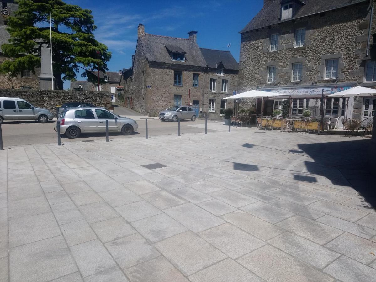 Bienvenue Saint-Pierre-de-Plesguen Exterior foto