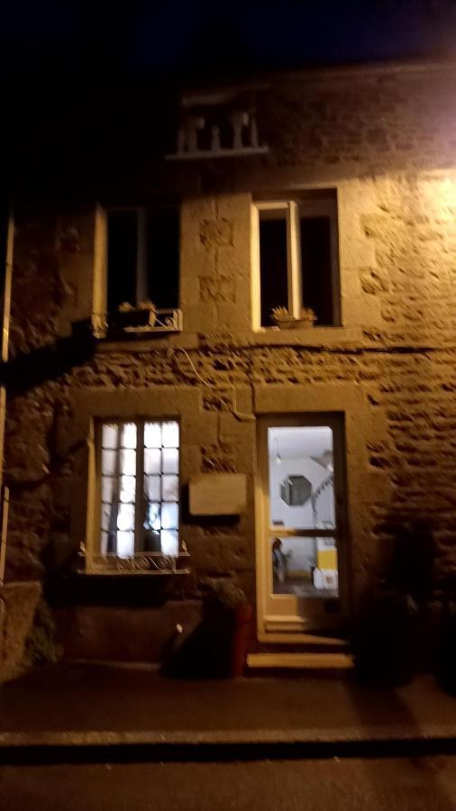 Bienvenue Saint-Pierre-de-Plesguen Exterior foto